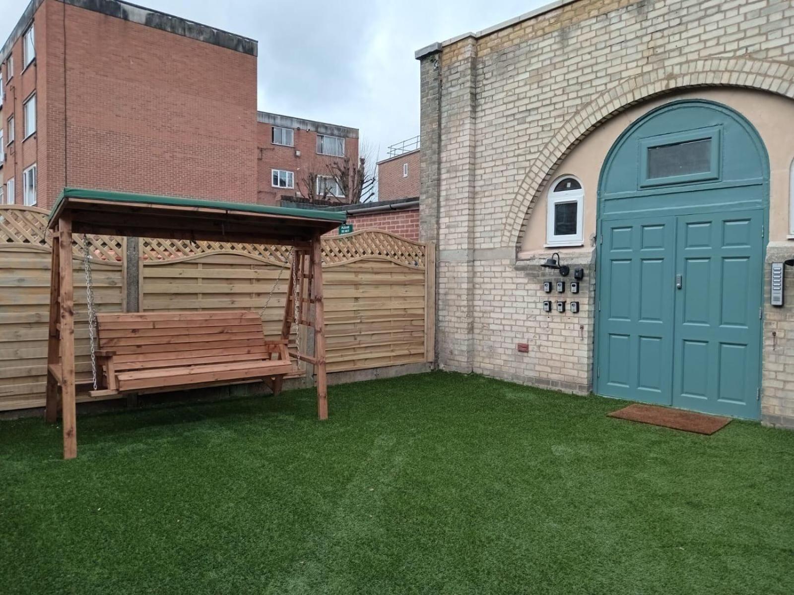 Cozy En-Suite Loft In Trendy Local Londra Esterno foto