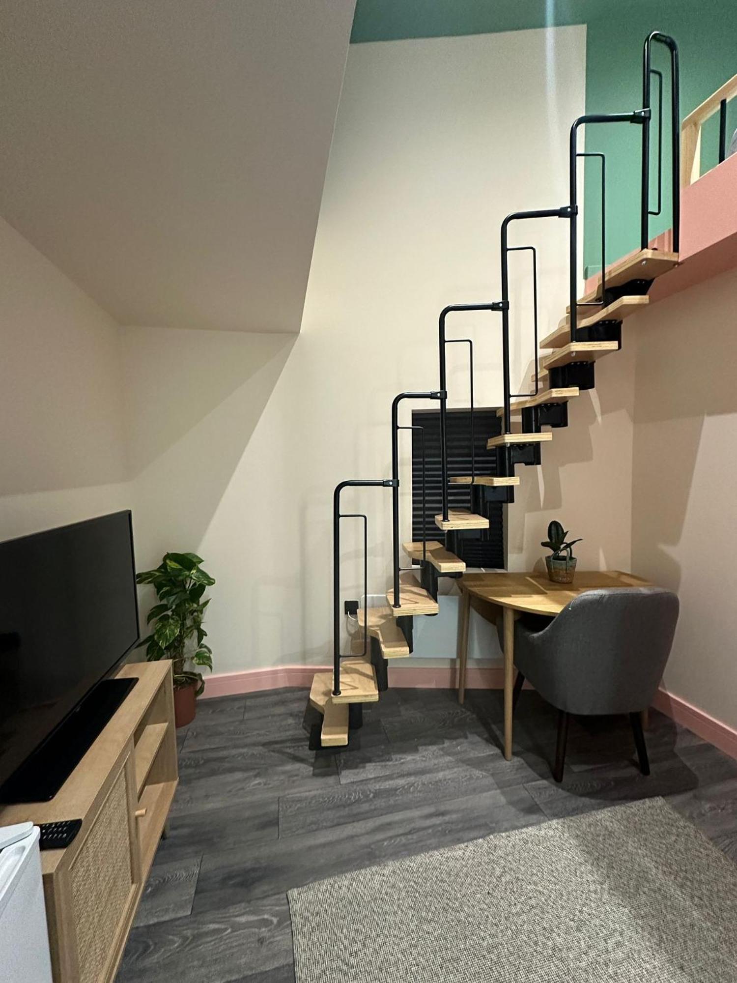 Cozy En-Suite Loft In Trendy Local Londra Esterno foto
